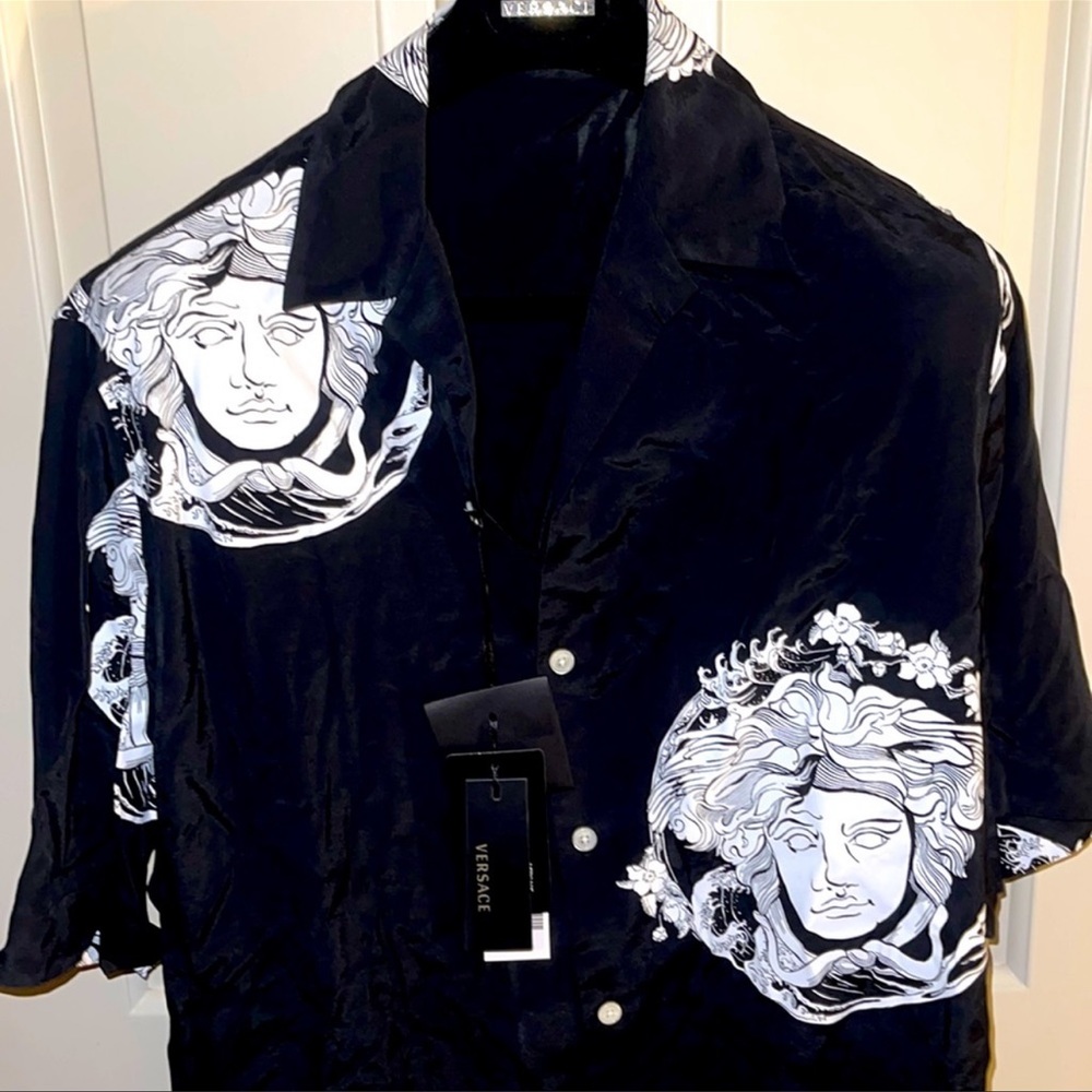 Versace Medusa Men Italian made with tag